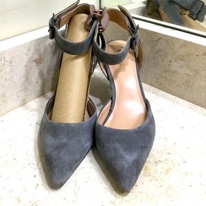 SoleSociety 2.5 inches heel shoe